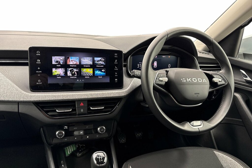 Skoda Kamiq Se Edition 1.0 Tsi 95 Ps 5G Man GF25YJB Silver #2