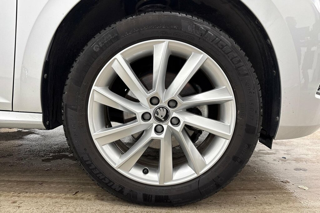 Skoda Kamiq Se Edition 1.0 Tsi 95 Ps 5G Man GF25YJB Silver #5