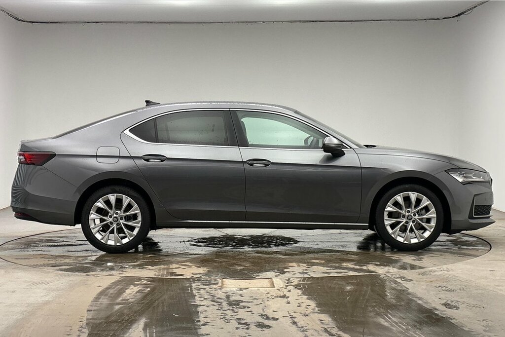 Skoda Superb Hatch Se L 1.5 Tsi E-tec 150 Ps Dsg Grey #4