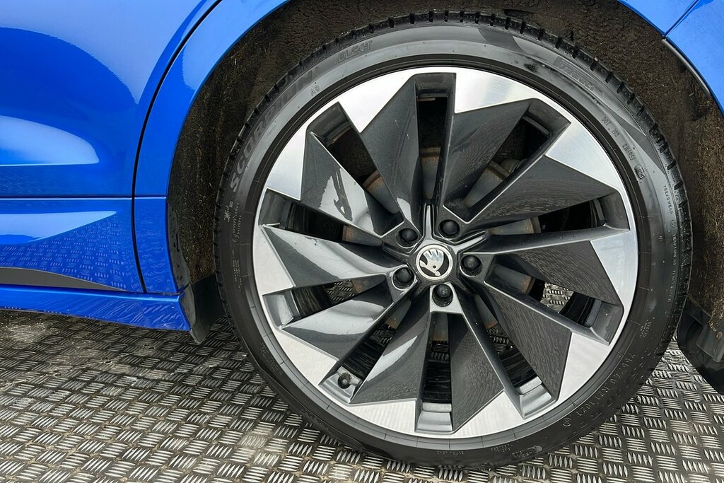 Skoda ENYAQ 80X Sportline 82 Kwh 265 Ps Single Speed 4X4 Blue #5