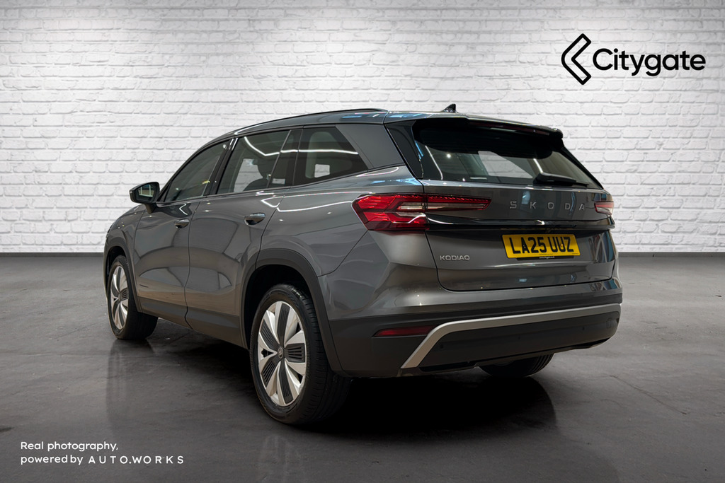 Skoda Kodiaq Se 5 Seats 1.5 Tsi E-tec 150 Ps Dsg Grey #3