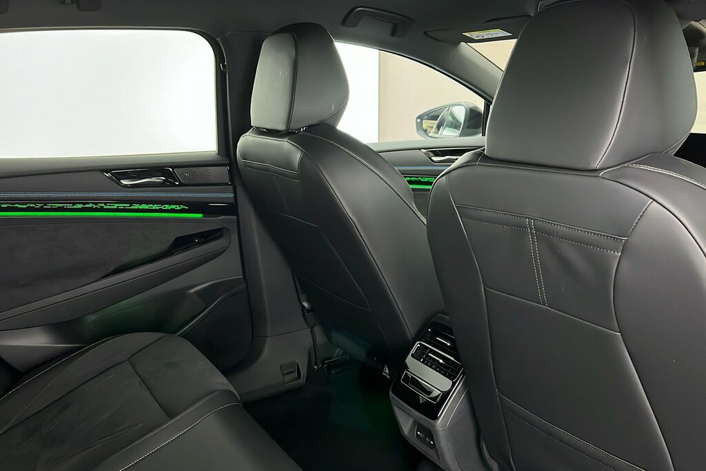 Volkswagen ID.7 210Kw Launch Edition Pro 77Kwh White #13