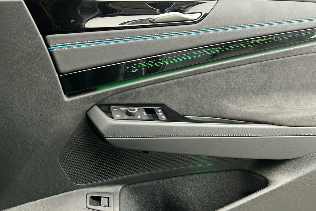 Volkswagen ID.7 210Kw Launch Edition Pro 77Kwh White #33
