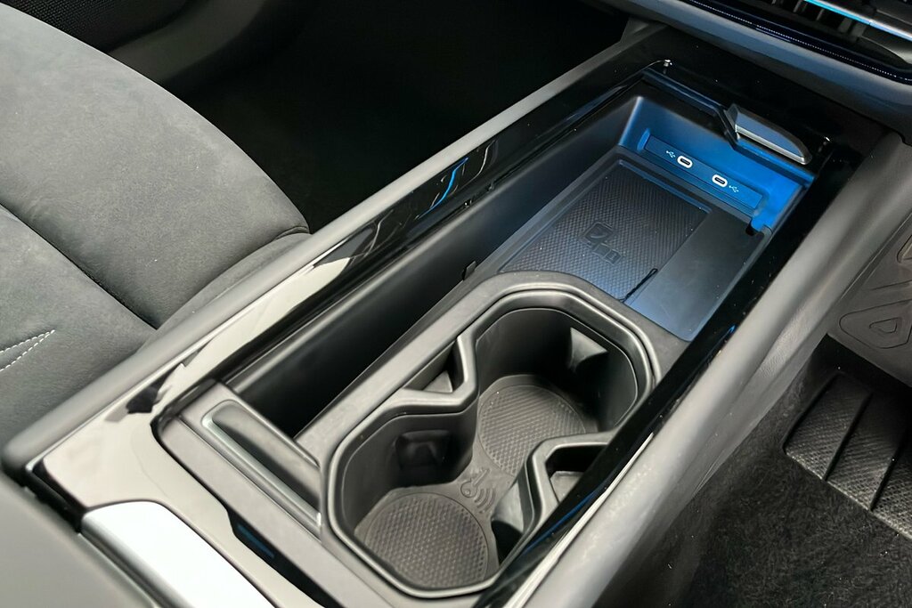 Volkswagen ID.7 210Kw Launch Edition Pro 77Kwh White #15