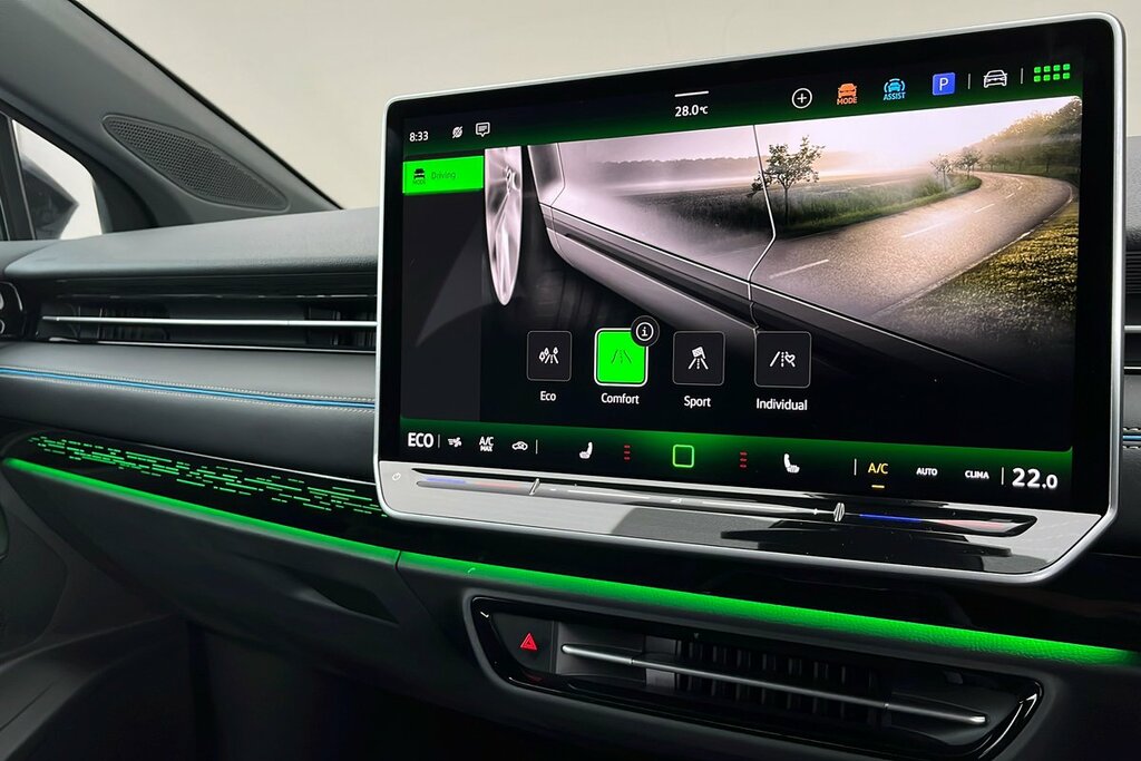 Volkswagen ID.7 210Kw Launch Edition Pro 77Kwh White #19