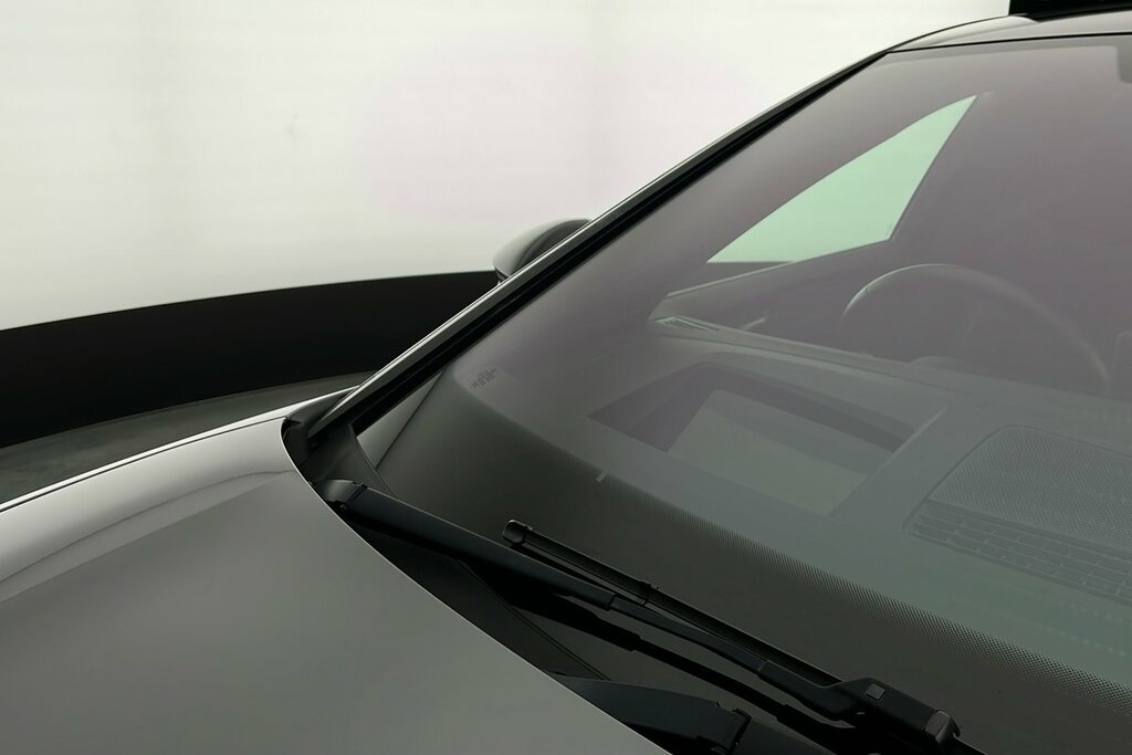 Volkswagen ID.7 210Kw Launch Edition Pro 77Kwh White #32