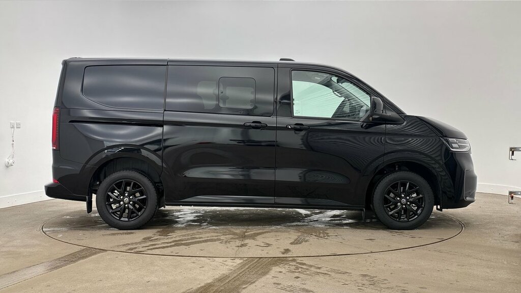 Volkswagen Transporter T32 Kombi Commerce Pro Swb 170 Ps 2.0 Tdi 8Sp Black #4