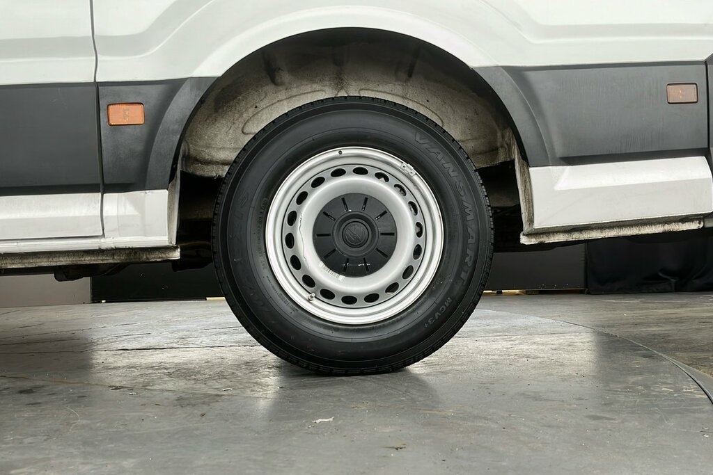 Volkswagen Crafter 2.0Tdi 140Pseu6d Cr35 Mwb Commerce Grey #34