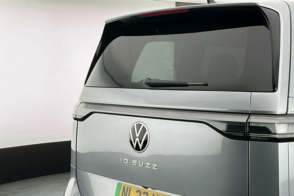 Volkswagen ID.Buzz 150Kw Life Pro 77Kwh Silver #24