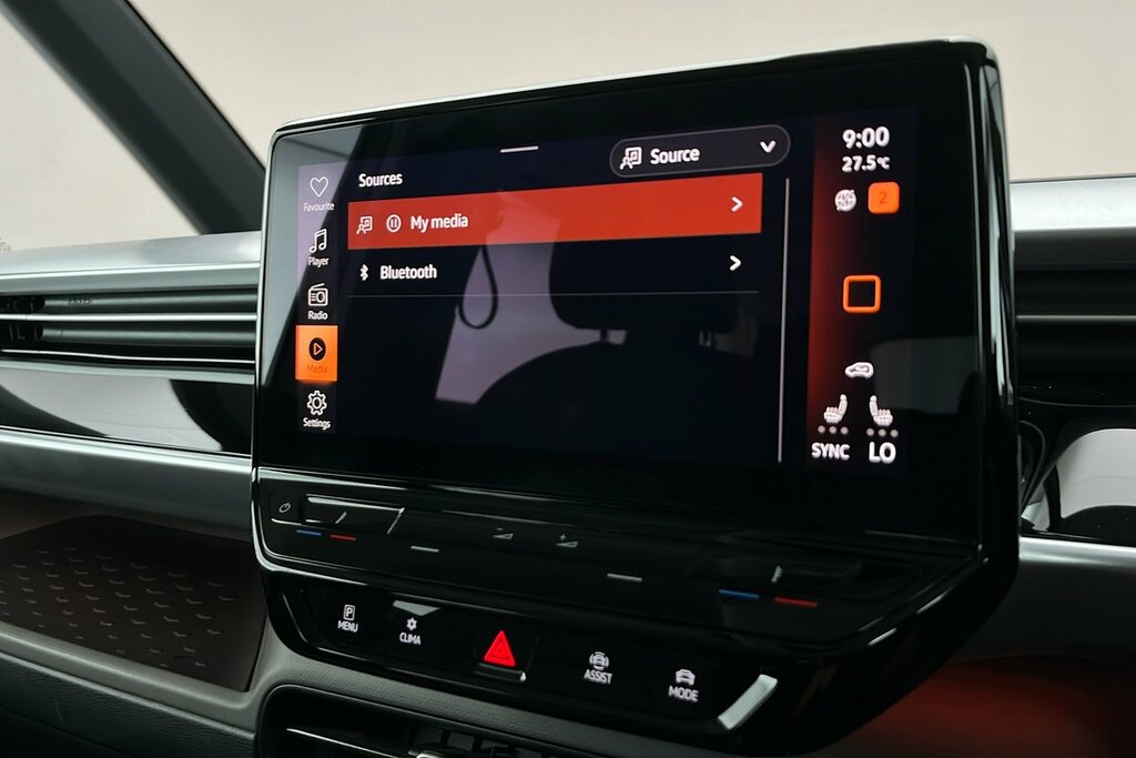 Volkswagen ID.Buzz 150Kw Life Pro 77Kwh Silver #15