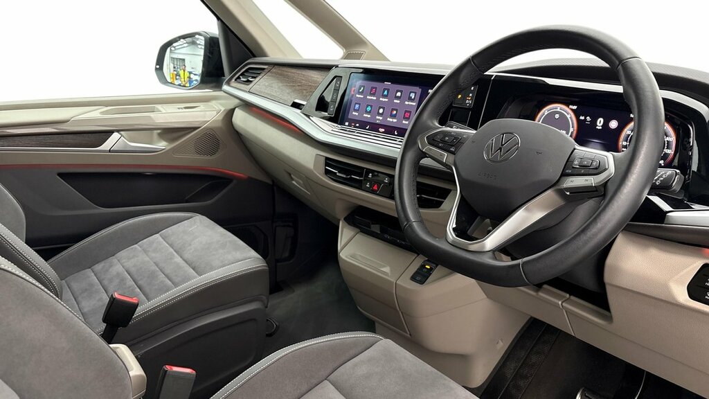 Volkswagen Multivan Style Long 150 Ps 2.0 Tdi 7-Speed Dsg Black #6