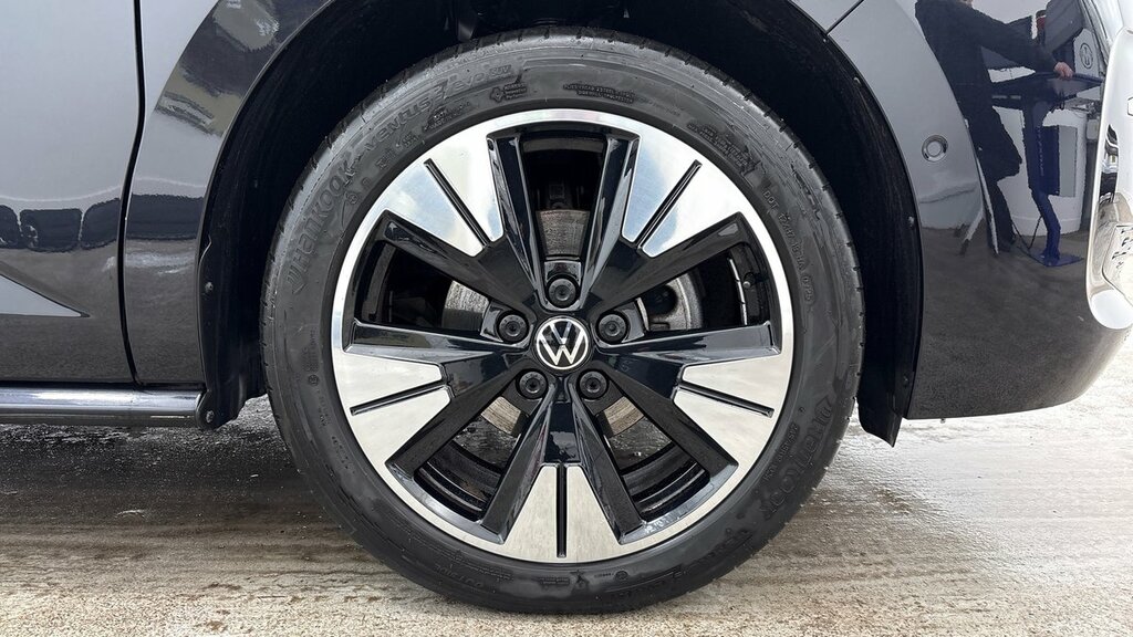 Volkswagen Multivan Style Long 150 Ps 2.0 Tdi 7-Speed Dsg Black #5