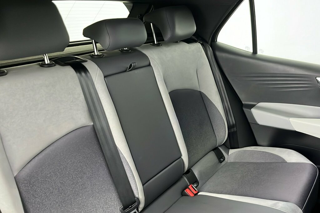 Volkswagen ID.3 0.0 Id3 1St Edition Hatchback White #10