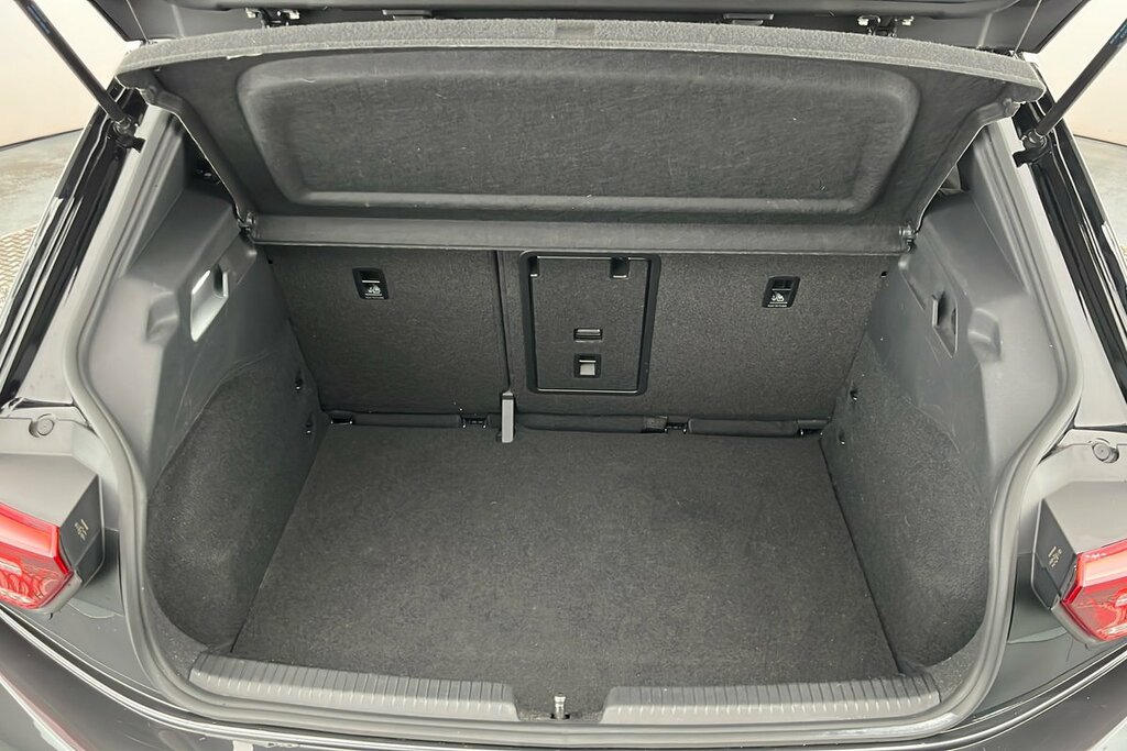 Volkswagen ID.3 0.0 Id3 1St Edition Hatchback White #11