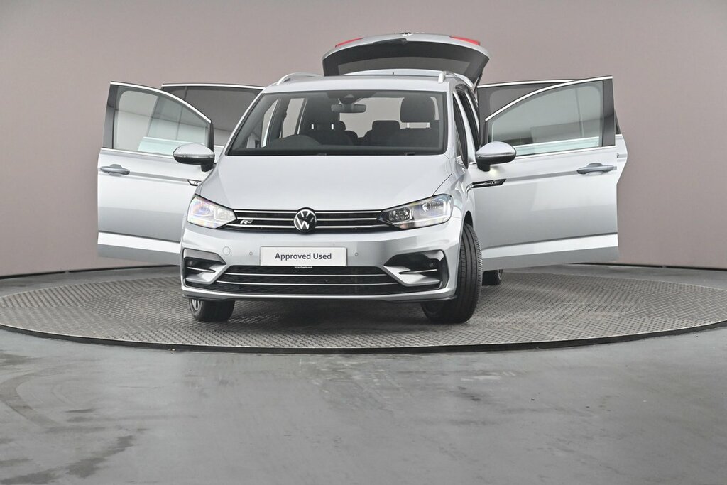 Volkswagen Touran 1.5 Tsi Evo R-line Dsg Black #40