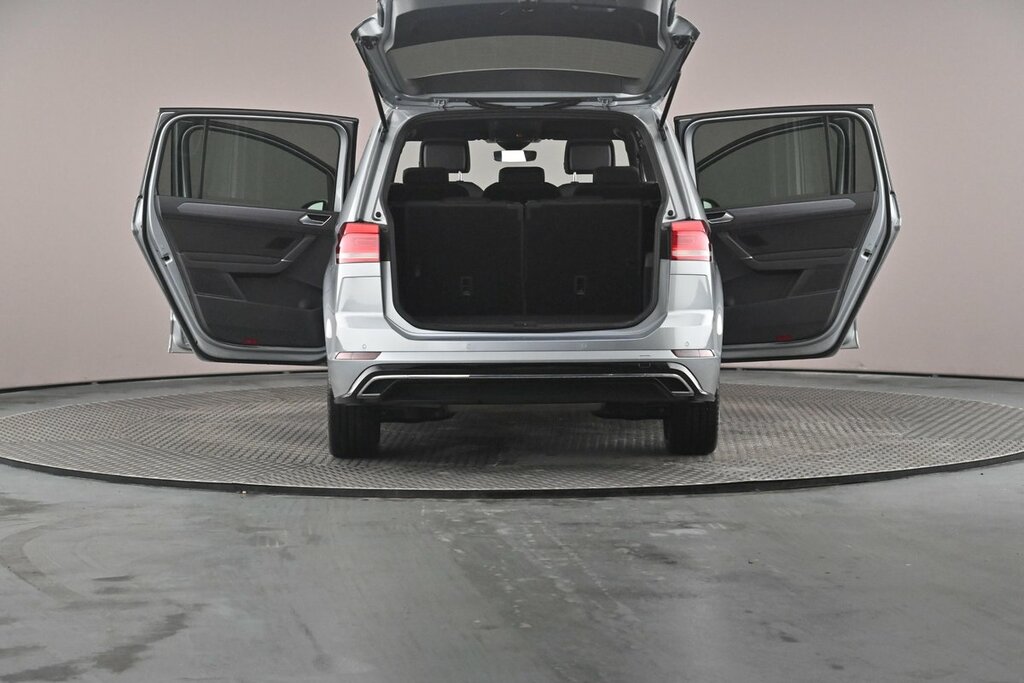 Volkswagen Touran 1.5 Tsi Evo R-line Dsg Black #45