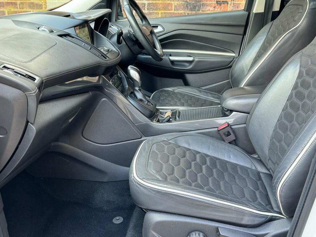 Ford Kuga 2.0 Tdci Vignale Powershift Awd Euro 6 Ss EO68TYT White #5