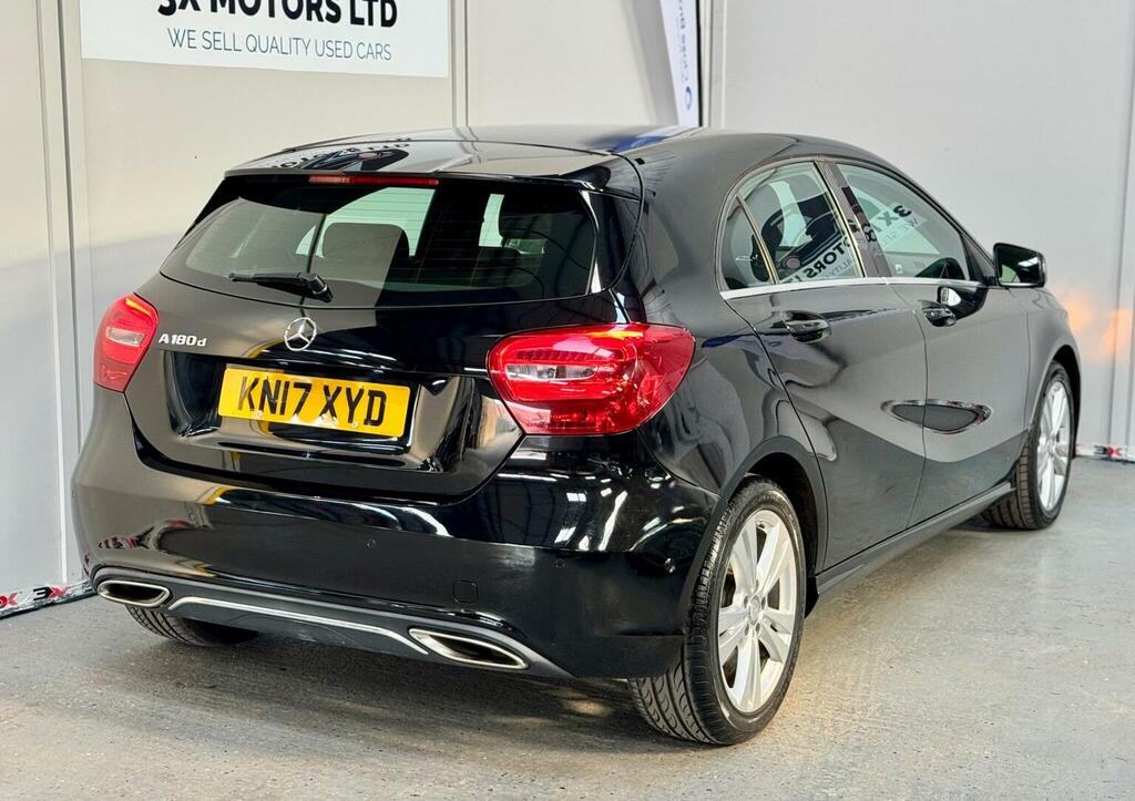 Mercedes-Benz A Class 1.5 A180d Sport Executive 7G-dct Euro 6 Ss KN17XYD Black #5