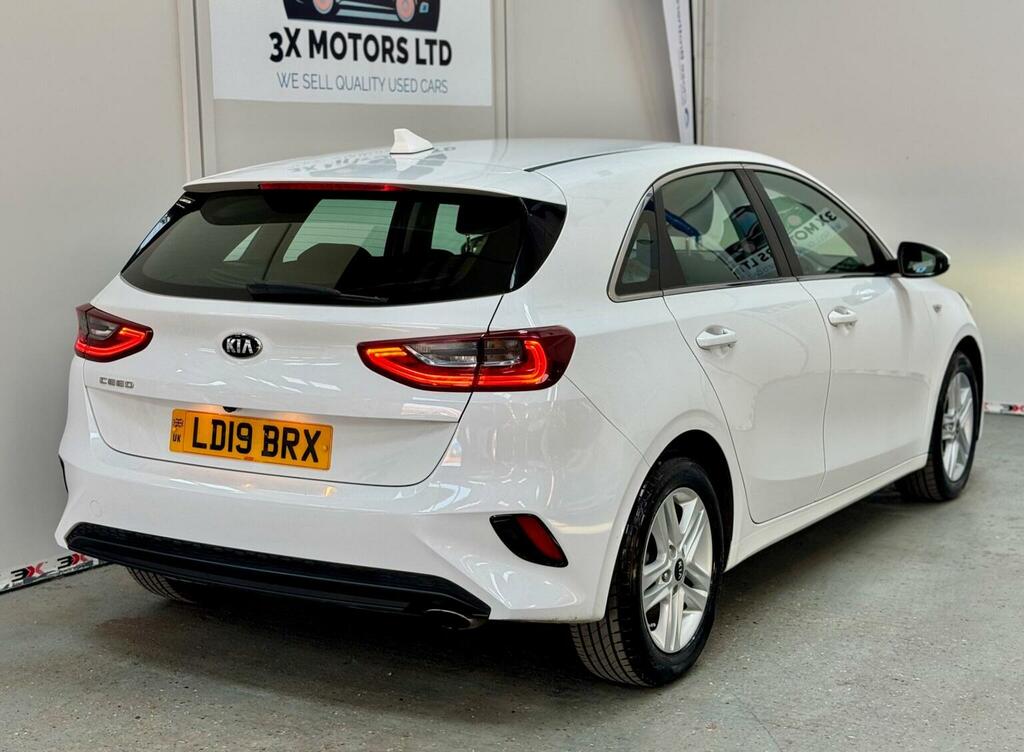 Kia Ceed 1.6 Crdi Eco 2 Euro 6 Ss LD19BRX White #6