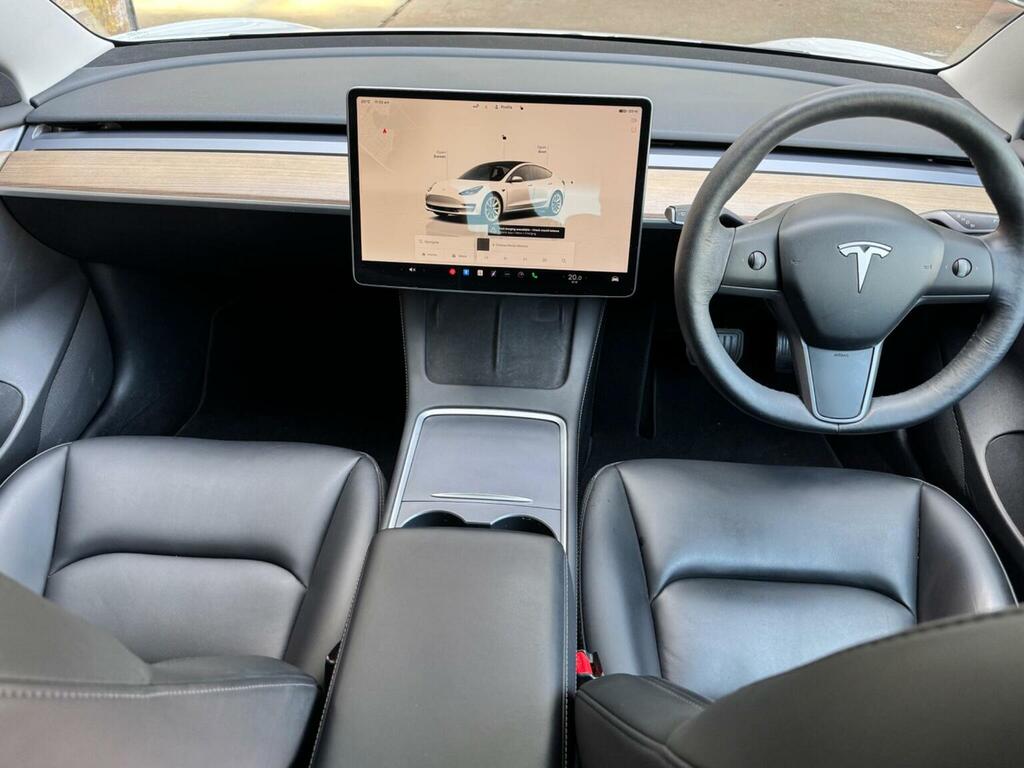 Tesla Model 3 Saloon GJ22TGN White #3