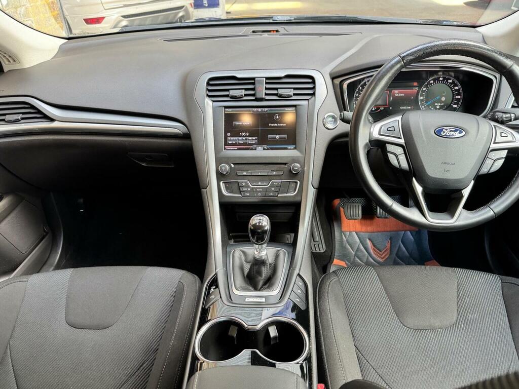 Ford Mondeo 2.0 Tdci Titanium Euro 6 Ss Black #3