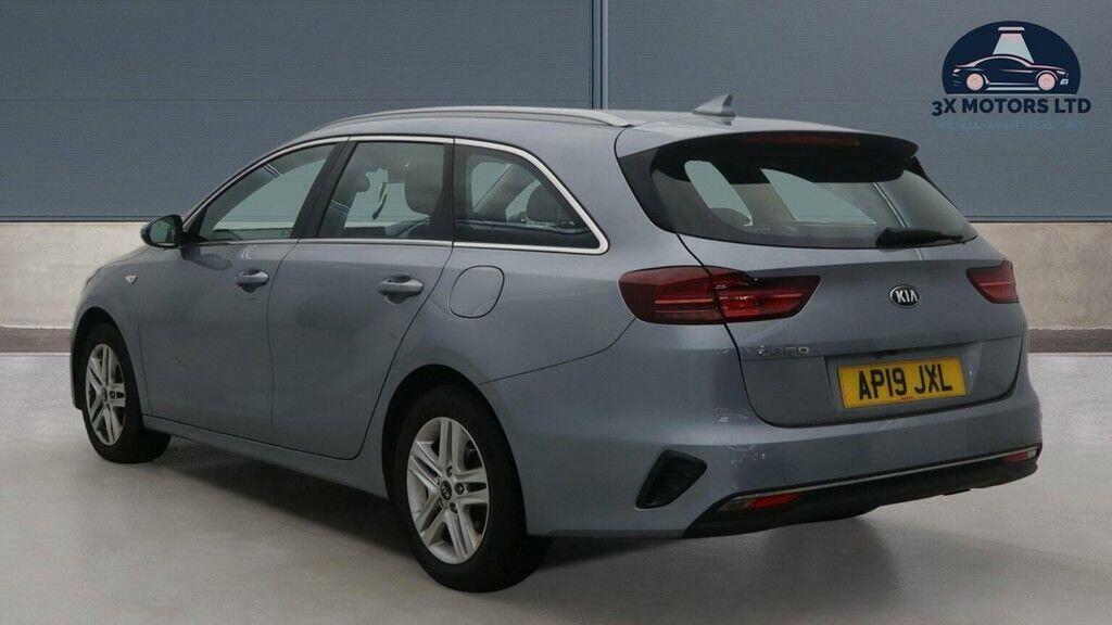 Kia Ceed 1.6 Crdi Eco 2 Sportswagon Euro 6 Ss AP19JXL Silver #3
