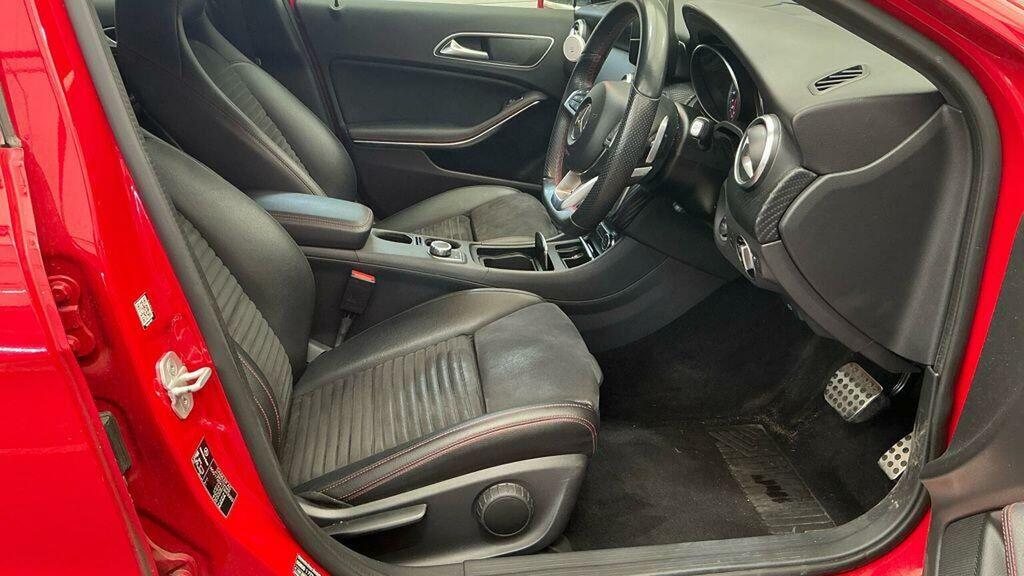 Mercedes-Benz A Class 1.6 A160 Amg Line 7G-dct Euro 6 Ss KO17VWK Red #4