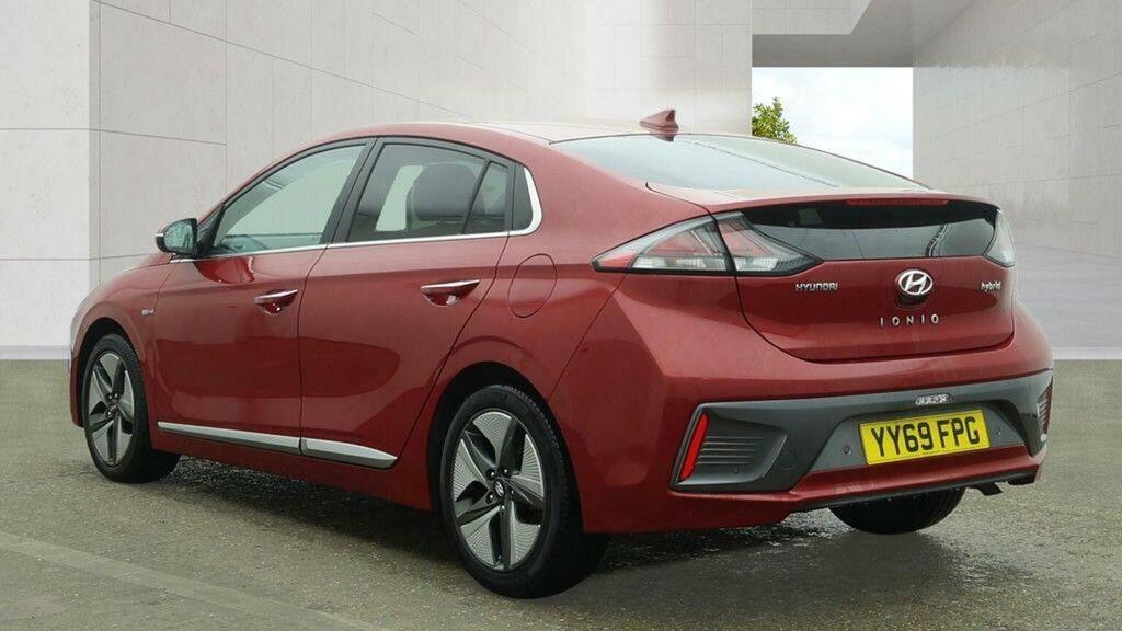 Hyundai Ioniq 1.6 H-gdi Premium Se Dct Euro 6 Ss Red #3