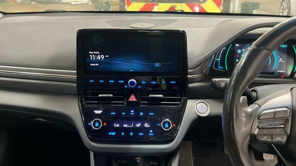 Hyundai Ioniq 1.6 Gdi Hybrid Premium Dct #22