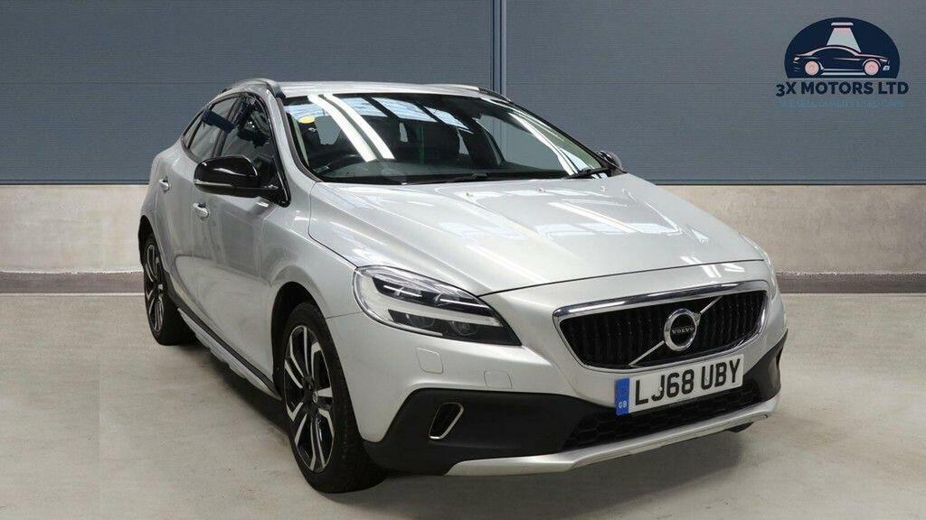 Volvo V40 Cross Country 2.0 D2 Pro Euro 6 Ss Silver