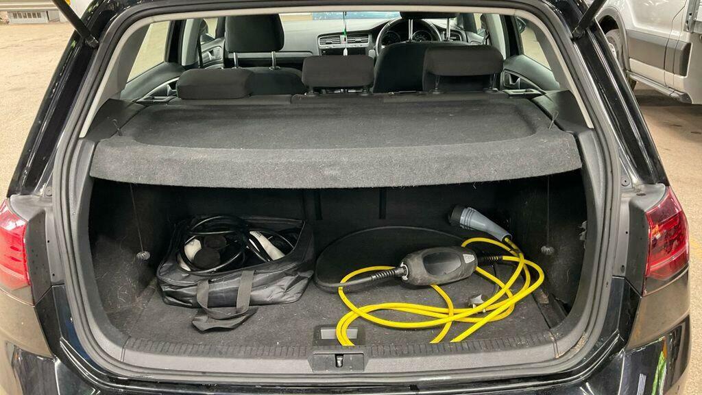 Volkswagen e-Golf Hatchback White #22