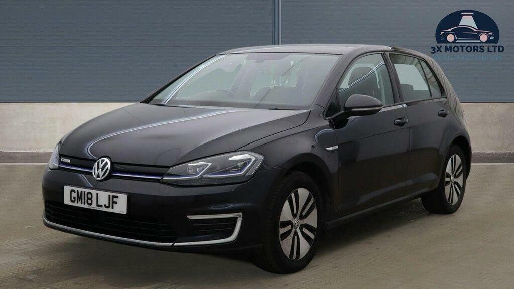 Volkswagen e-Golf Hatchback Black #2