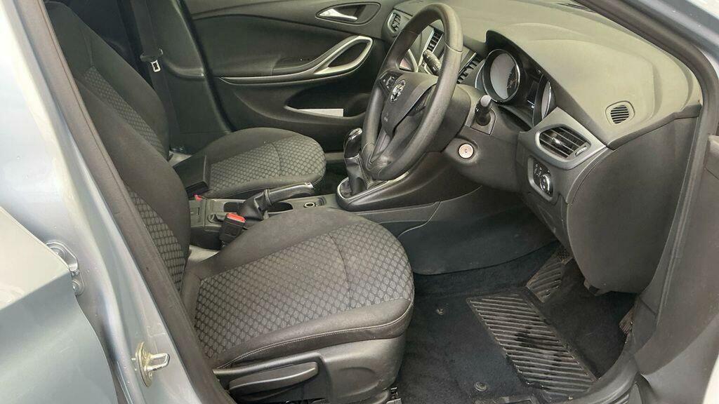 Vauxhall Astra 1.0I Turbo Ecotec Design Euro 6 Ss Silver #4