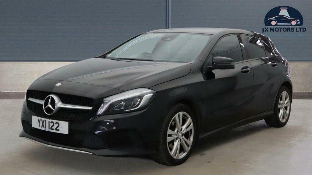 Mercedes-Benz A Class 1.5 A180d Sport Premium 7G-dct Euro 6 Ss Black #2