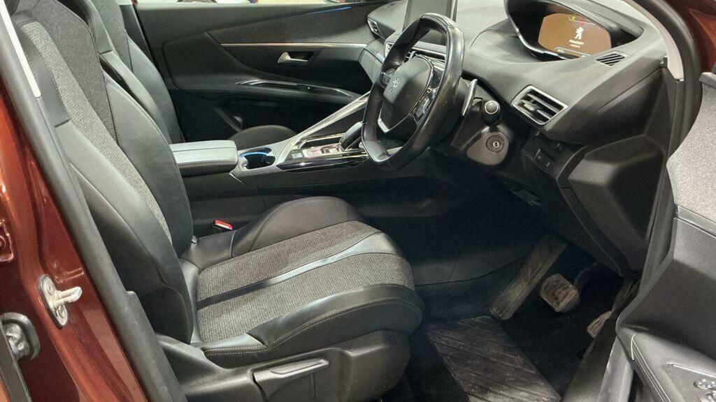 Peugeot 3008 1.5 Bluehdi Allure Eat Euro 6 Ss Brown #4
