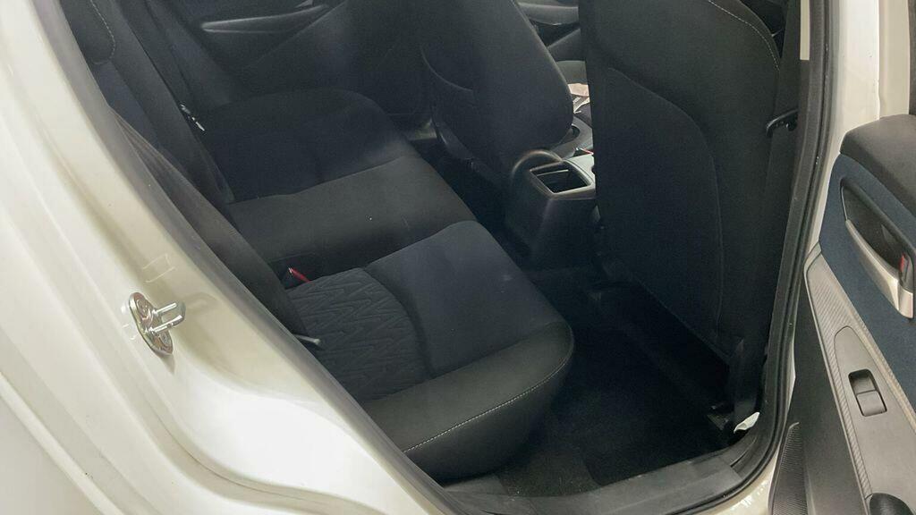 Mazda 2 1.5 Skyactiv-g Sport Black Euro 6 Ss White #5