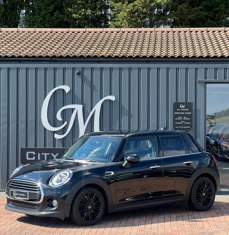 Mini Hatch 1.5 Cooper D Euro 6 Ss Black