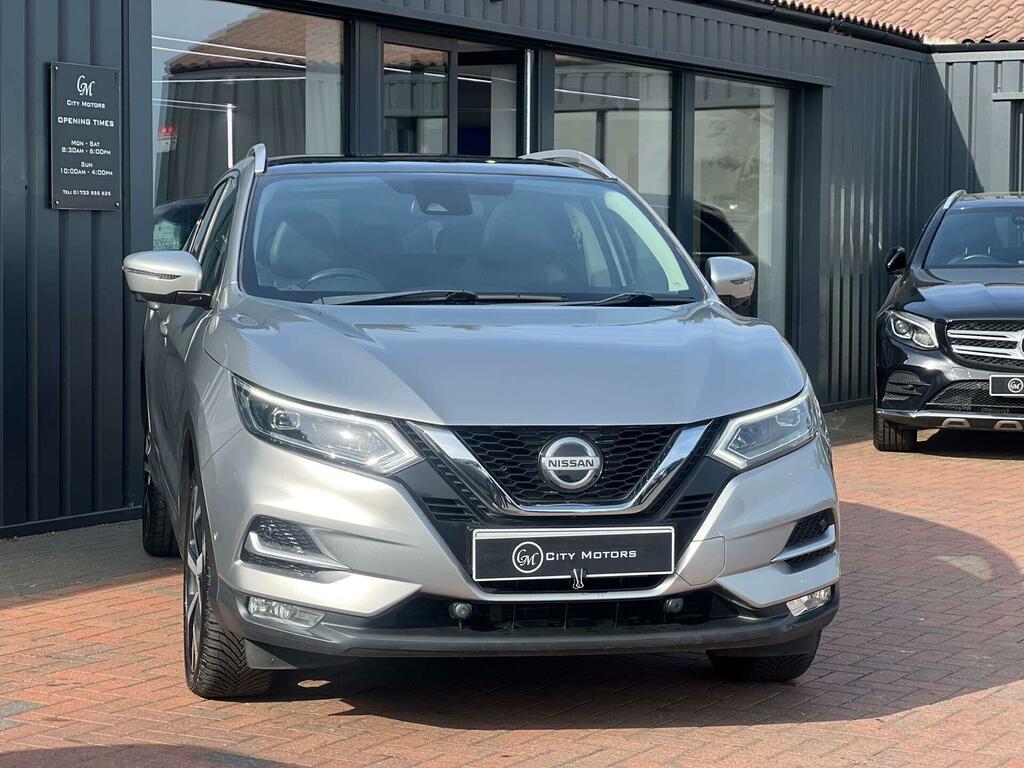 Nissan Qashqai Tekna Silver #4
