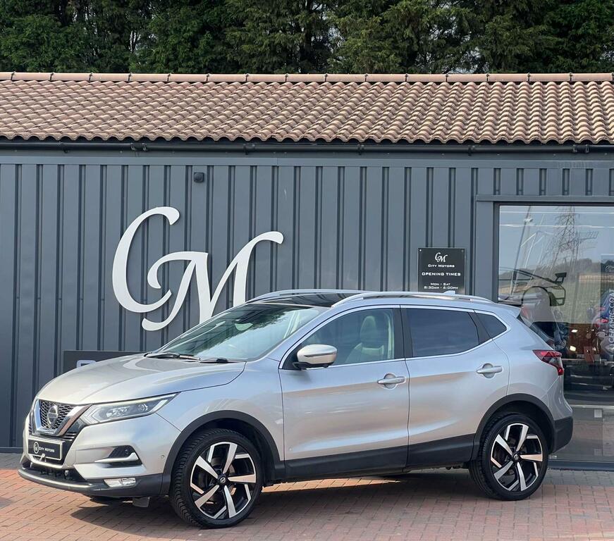 Nissan Qashqai Tekna Silver