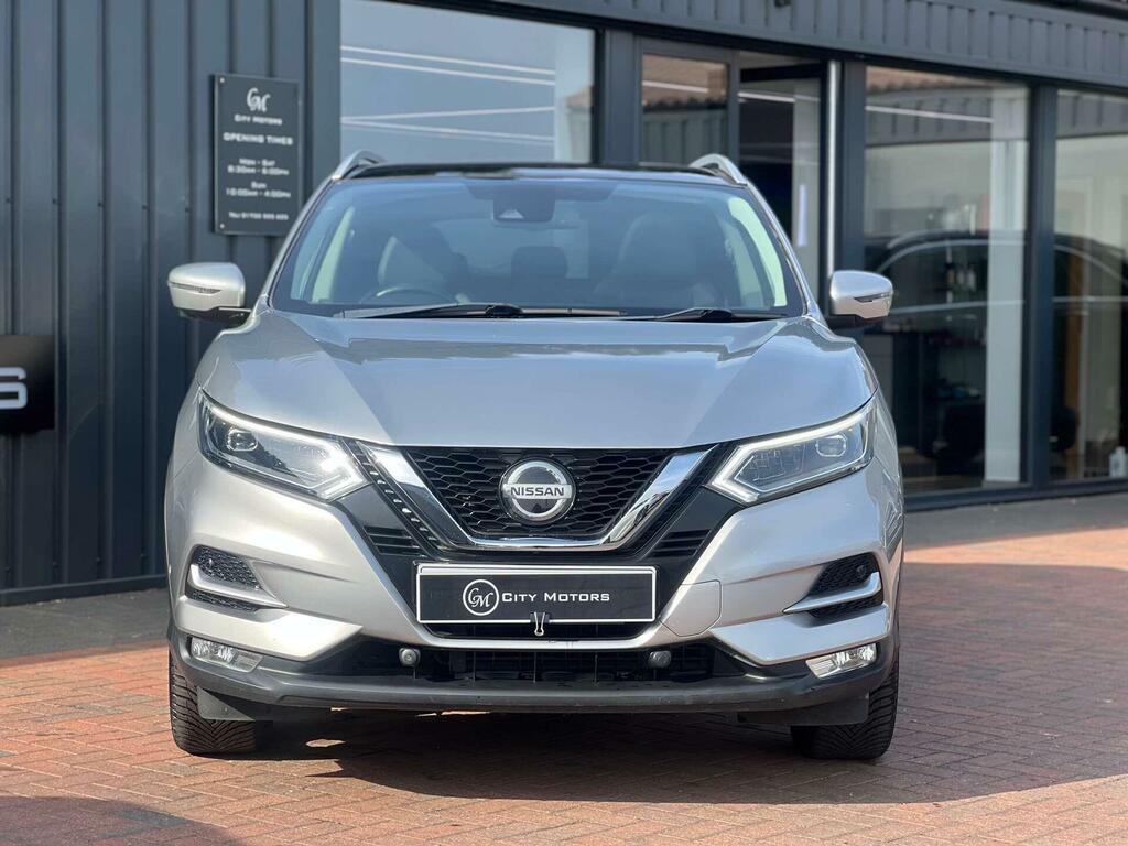 Nissan Qashqai Tekna Silver #3