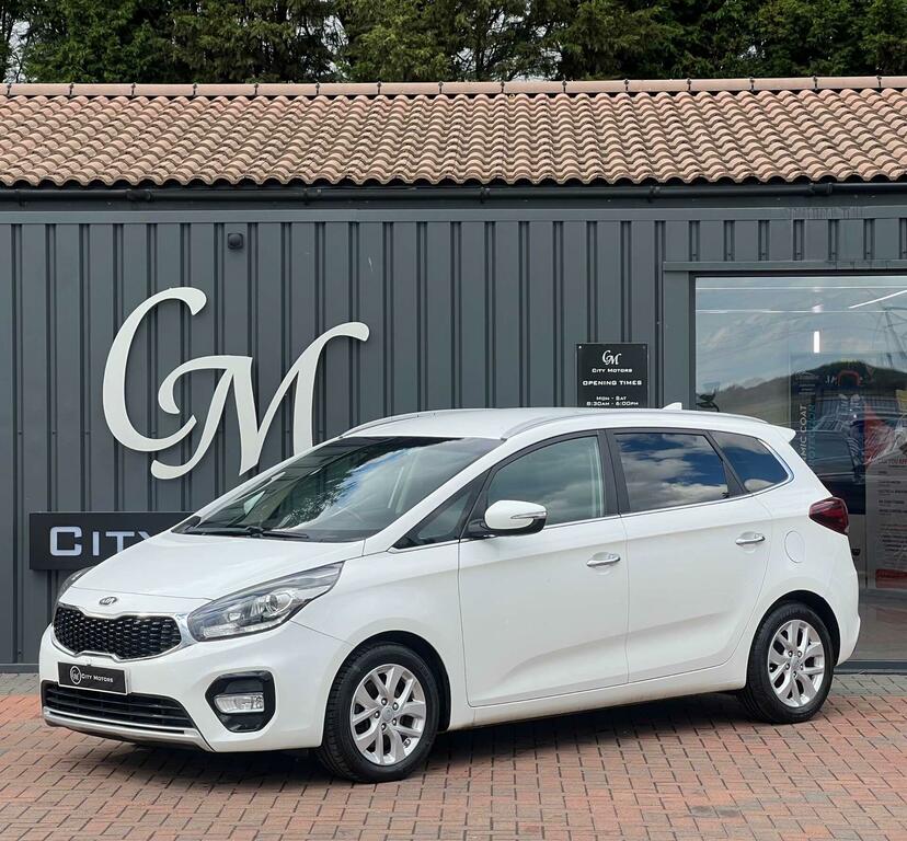 Kia Carens 2 White