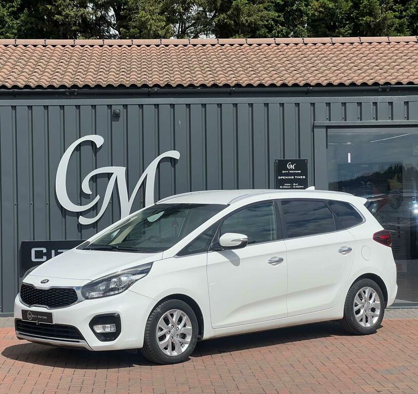 Kia Carens 2 White
