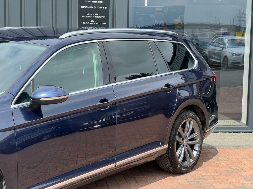 Volkswagen Passat Gt Blue #2