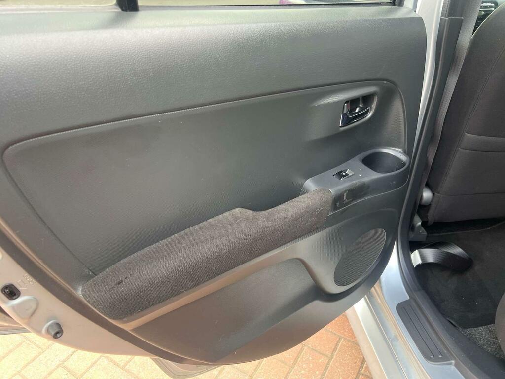 Daihatsu Materia 1.5 Silver #28