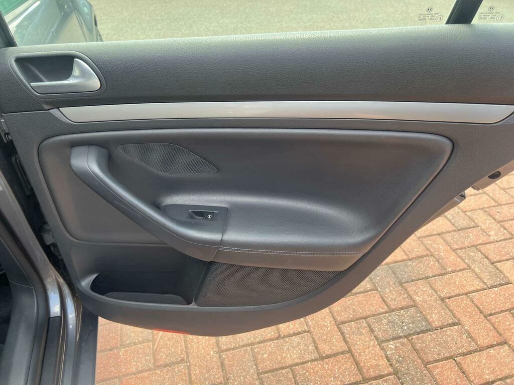 Volkswagen Golf 1.9 Tdi Se Dsg Silver #30