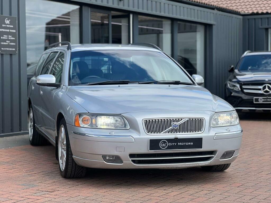 Volvo V70 Se Lux Silver #4