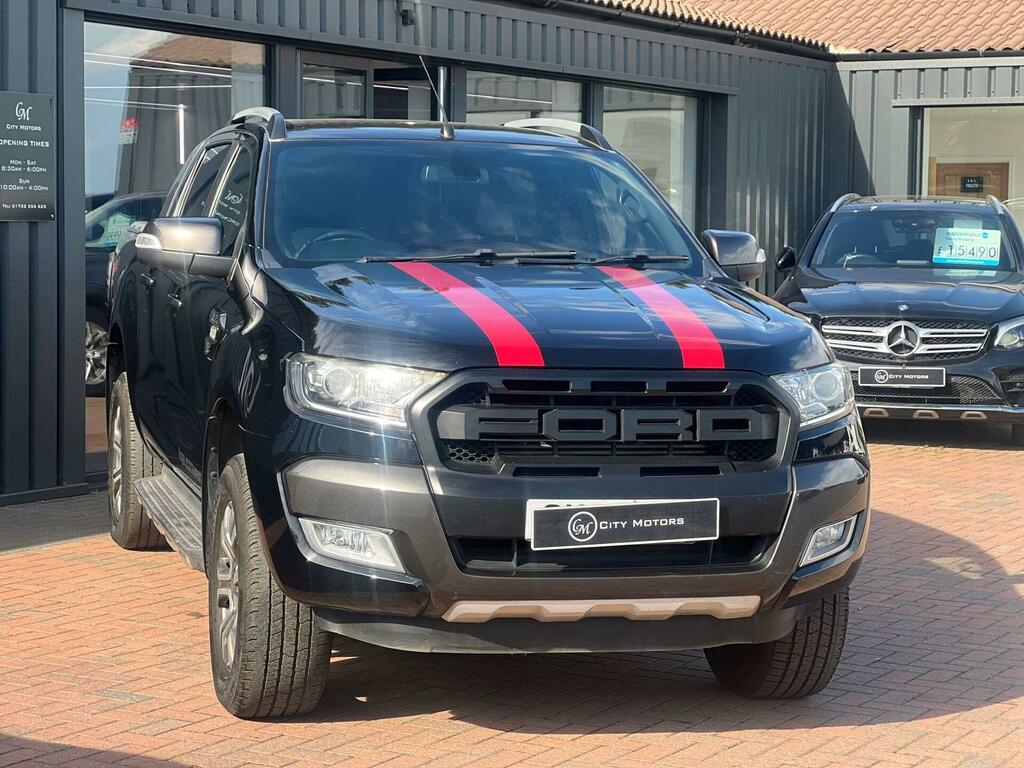 Ford Ranger Wildtrak Black #4
