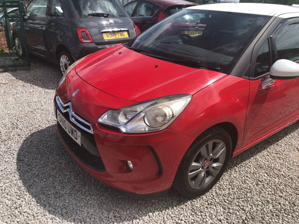 Citroen DS3 1.6 Hdi 16V Dstyle Red #2