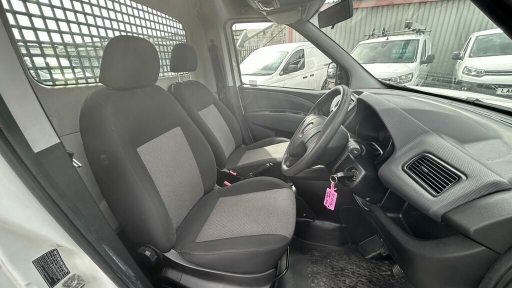 Fiat Doblo Fiat Doblo 2017 SC17VDX White #2