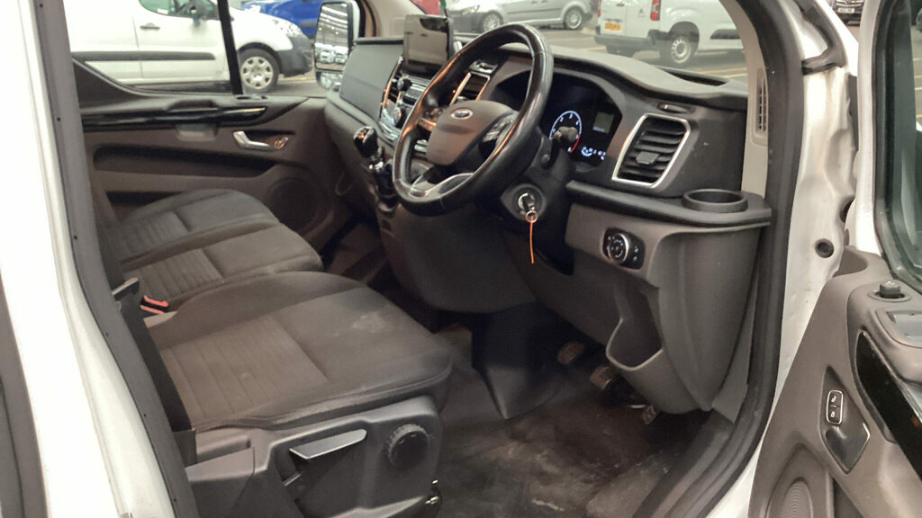 Ford Transit Custom Ford Transit Custom 2023 White #2